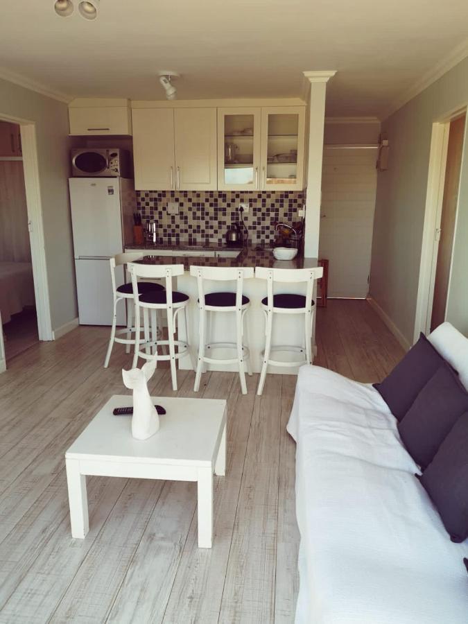 Getaway To Hermanus Beach Club Apartment Екстериор снимка